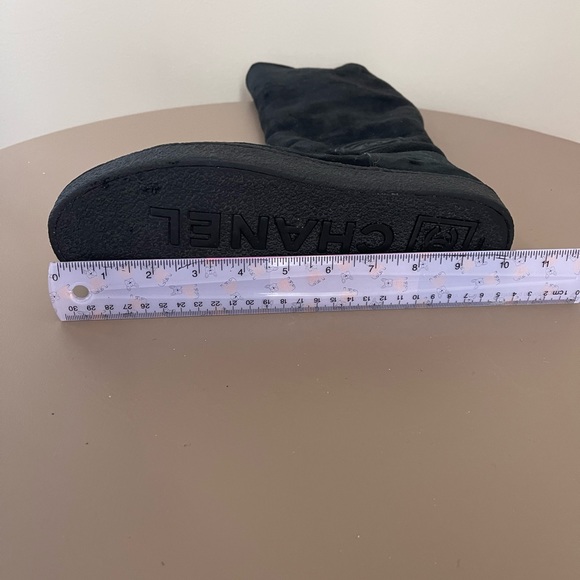 Chanel suede boots, size 8, warm, very comfy - Picture 7 of 7